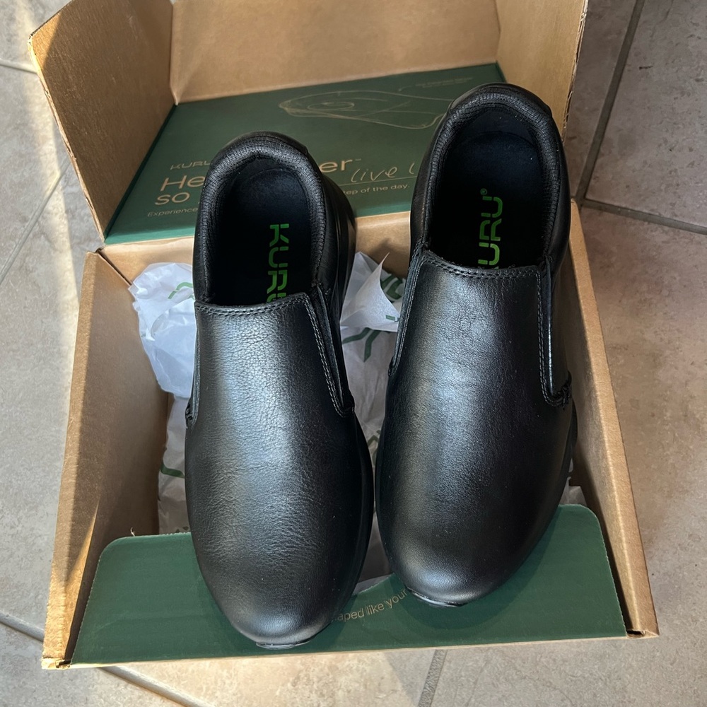 KURU Men's Black Leather Loafers